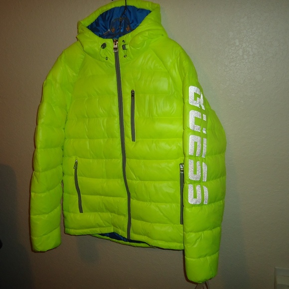 Guess Logo Puffer Hooded Jacket 111AN210 Neon Yellow Men's Size X-Large - Picture 1 of 15
